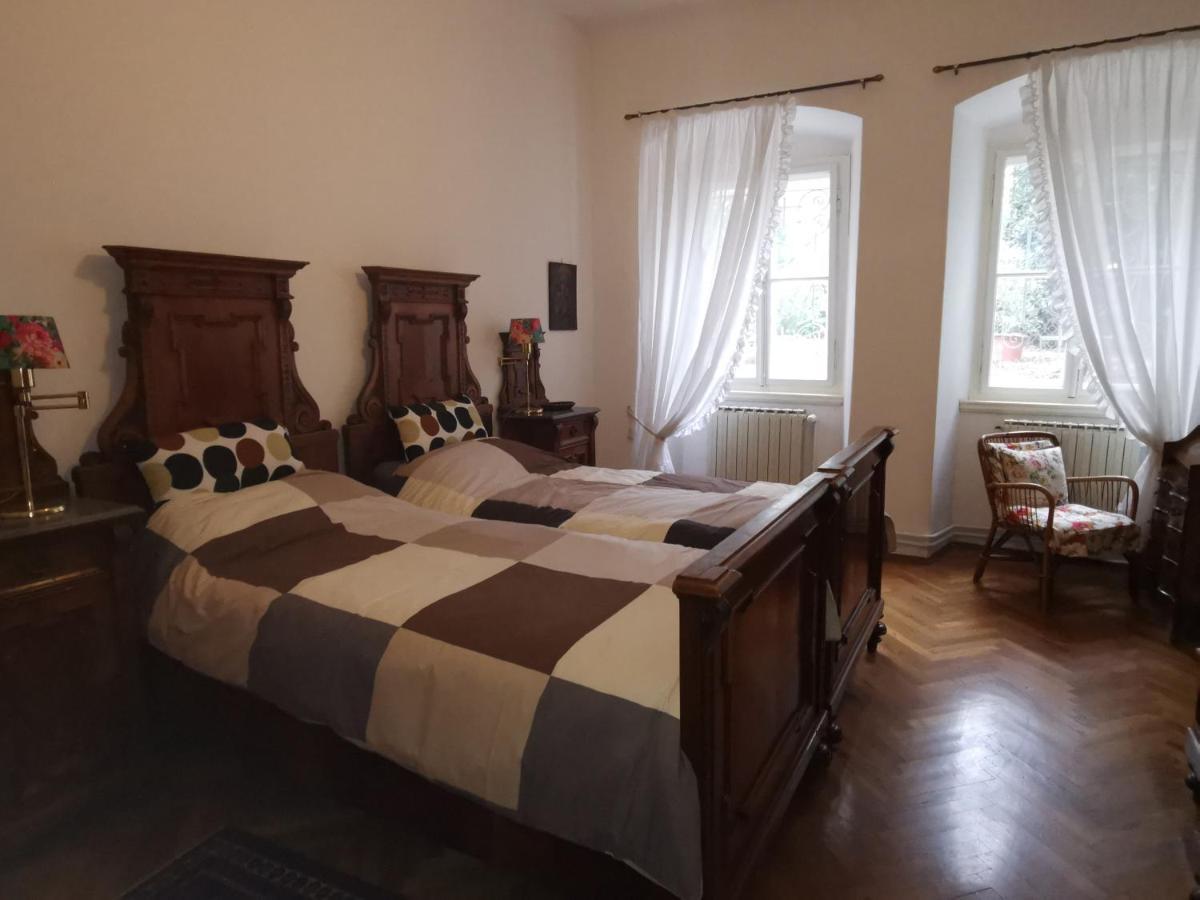 Charming Apartment In A 19Th Century Villa Trieszt Kültér fotó