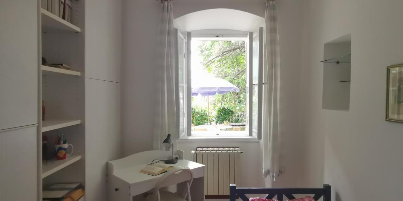 Charming Apartment In A 19Th Century Villa Trieszt Kültér fotó
