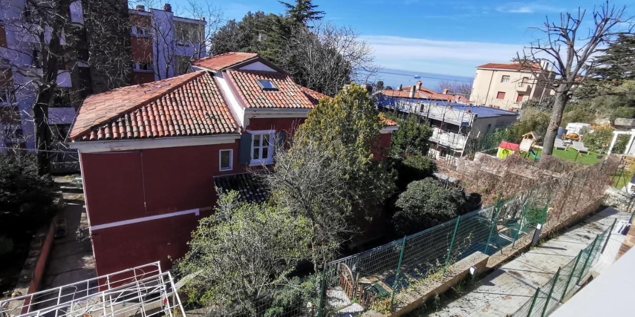 Charming Apartment In A 19Th Century Villa Trieszt Kültér fotó