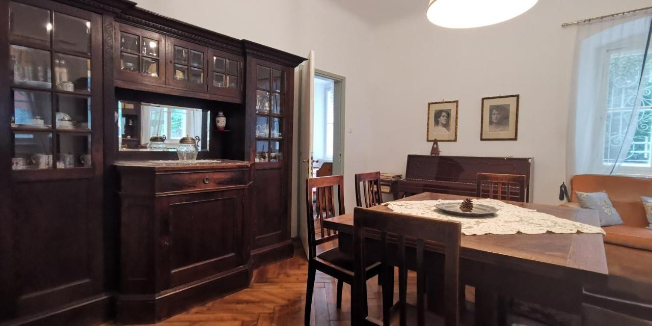 Charming Apartment In A 19Th Century Villa Trieszt Kültér fotó